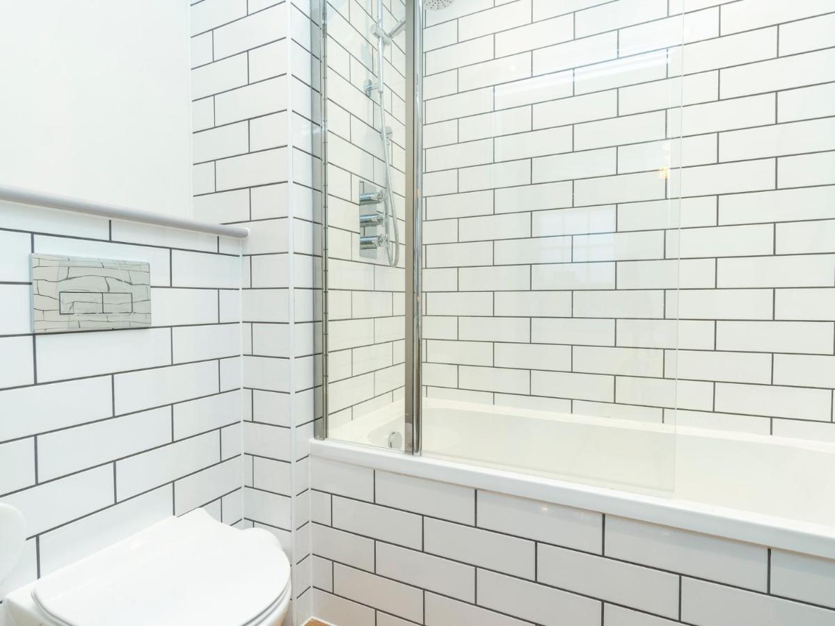 Apartament Pass The Keys Stunning 2 Bed Retreat In The Heart Of Bath Zewnętrze zdjęcie